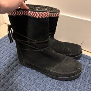 Toms Black Boots with Red Chevron Trim
